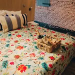 Fort Vuren Hotel