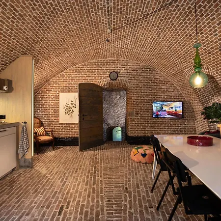 Hotell Fort Vuren *
