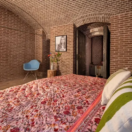 Fort Vuren Hotell Vuren