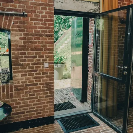 Fort Vuren Hotell Vuren