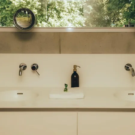 Fort Vuren מלון *