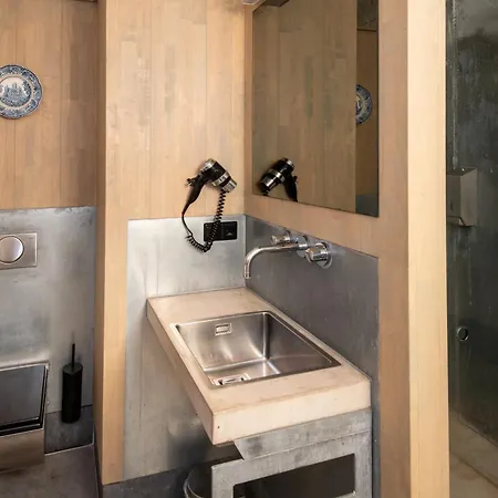 מלון Fort Vuren Vuren